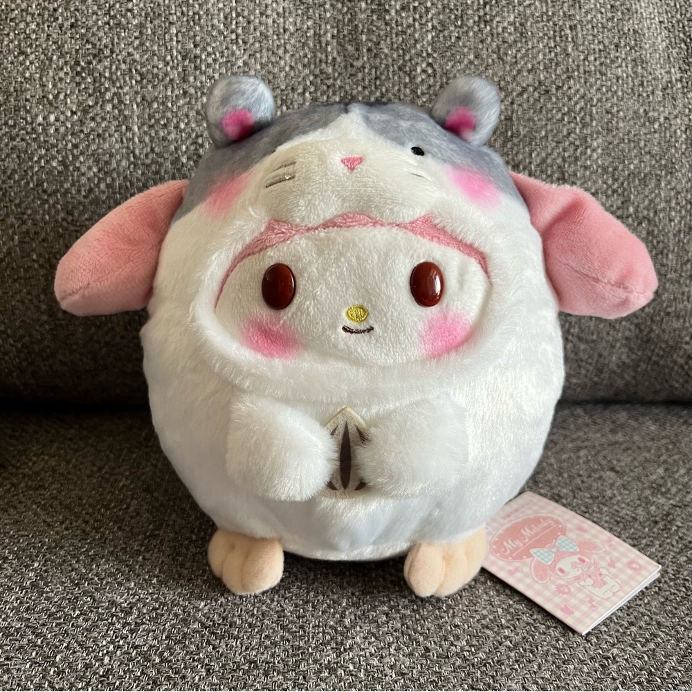 BNWT 6.5” Sanrio My Melody Round Hamster Plush